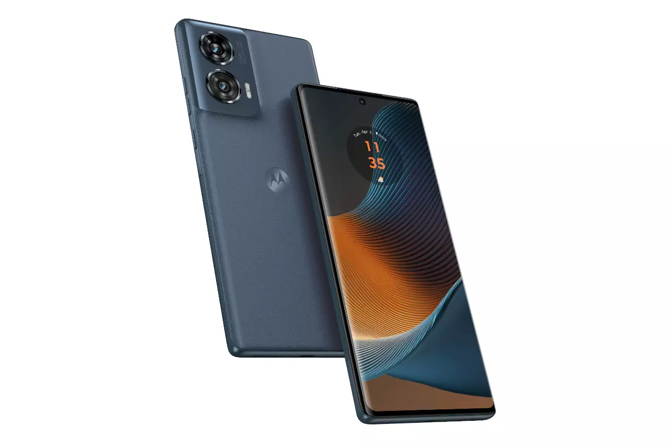 نمای پشت و جلو از چپ گوشی موبایل موتورولا مدل EDGE 50 FUSION ظرفیت 512 رم 12 گیگابایت 