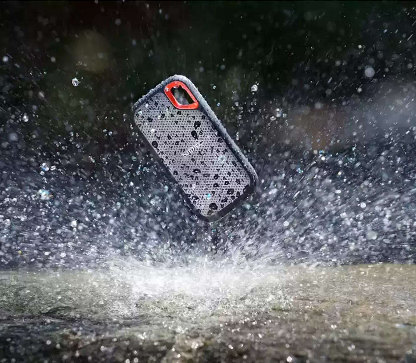 sandisk E61 Extreme 2tb ssd external hard